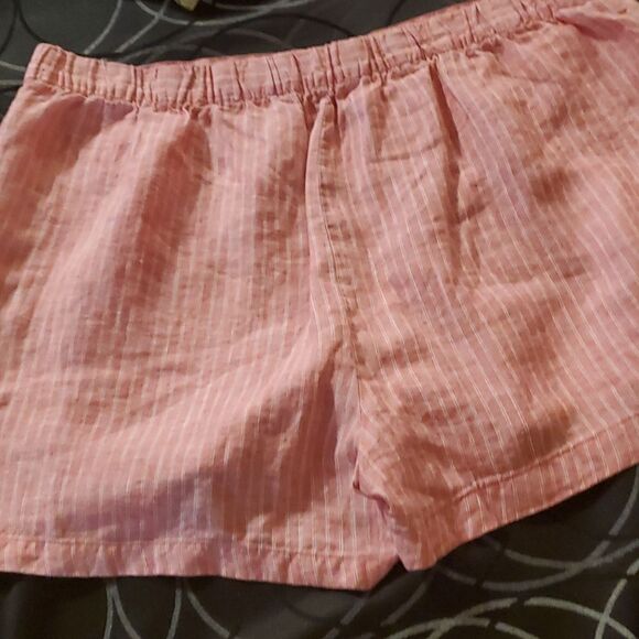 Ellen Tracy 100% Linen Pink White Stripes Elastic Waist Pull On Shorts - Picture 5 of 6